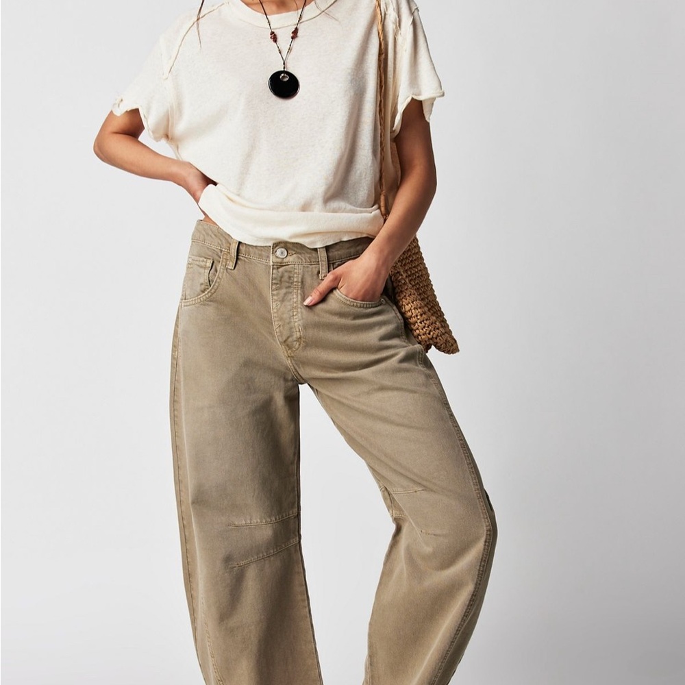 Free People We the Free Good Luck Barrel Jeans Taupe size 25